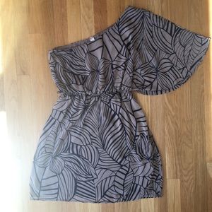 Short one shoulder women’s dress